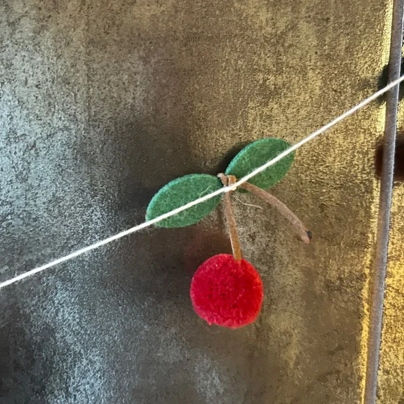 Red Cherry Garland - Picture 3 of 3